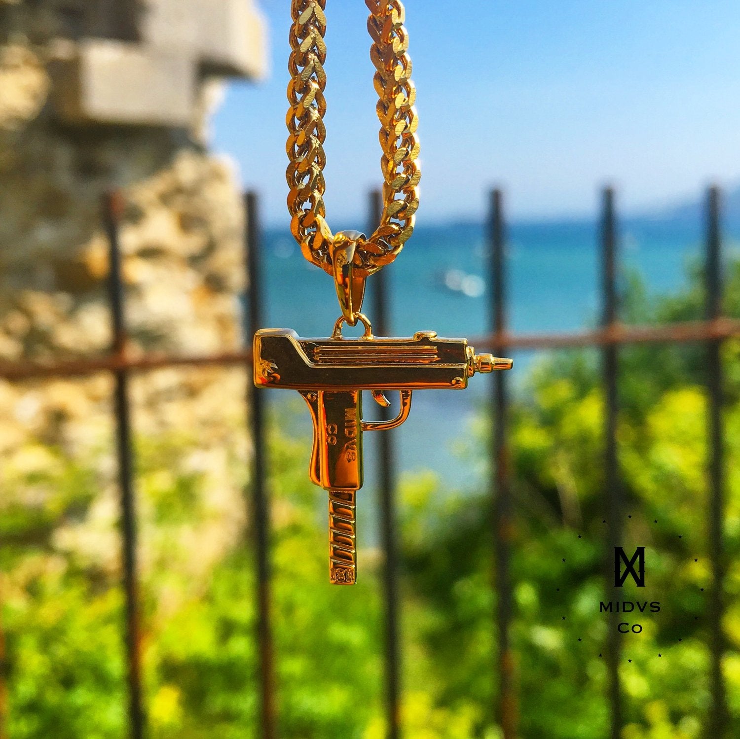 Gold 2025 uzi chain